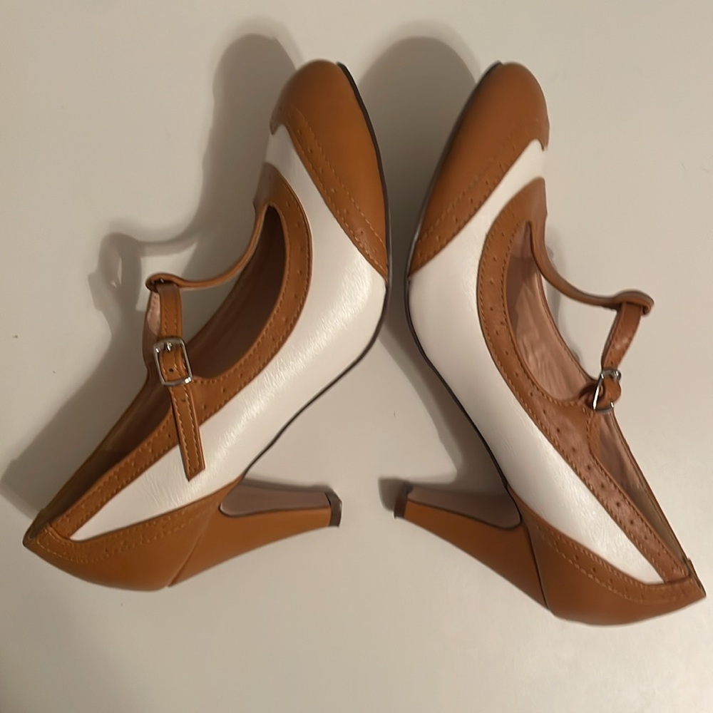 Chase + Chloe Tan and White T-Strap Heels - Picture 3 of 16